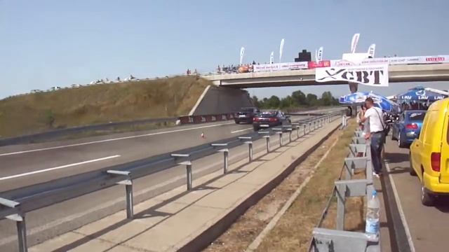 BMW E60 vs Renault Laguna street race Gradiska 2016 смотреть онлайн