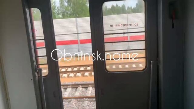 «Отношение как к скоту!»: над пассажирами «застрявшей» электрички продолжают издеваться! смотреть онлайн