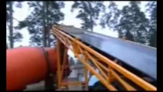 Мобильная БСУ. Выгрузка смеси. смотреть онлайн