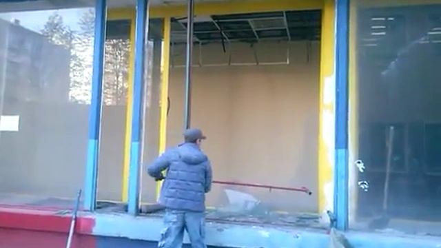 Разбить стекло в 200тр смотреть онлайн