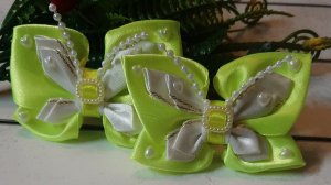 МК. Брошь-бабочка из широкой атласной ленты.