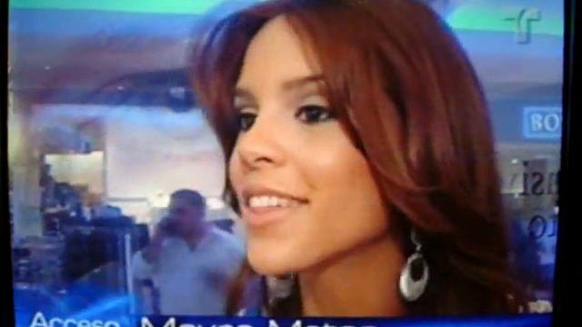 ► Mayra Matos en firma de autógrafos en Plazas las America en PR смотреть онлайн