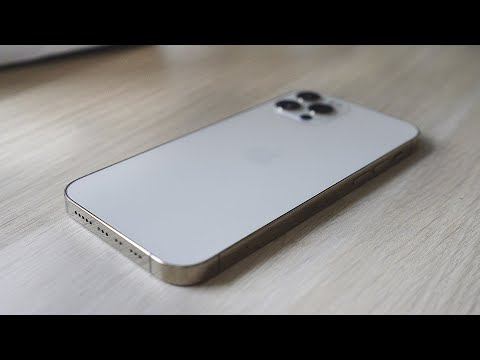 IPhone 13 без Lightning