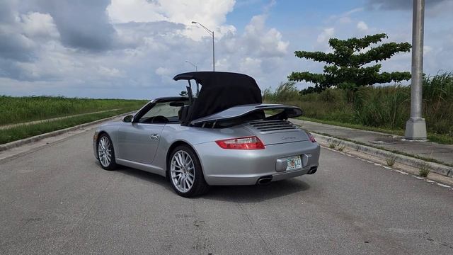 2005 Porsche 911 49k Mile Cabriolet Top and Spoiler Demonstration смотреть онлайн