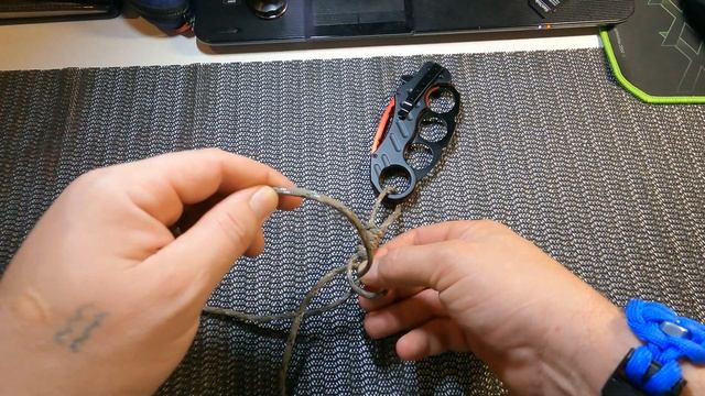 Плетение паракордом. Темляк, змейка. Weaving with paracord, snake. смотреть онлайн