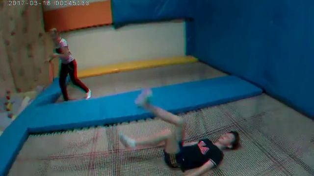 Батутный центр Space Up (часть 2) Смотреть в 3D смотреть онлайн