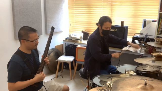 Improv Journal: 158 (homemade minimalist headless fretless bodyless midi guitar) смотреть онлайн