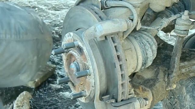 Замена тормозных колодок на ssangyong actyon sports. смотреть онлайн