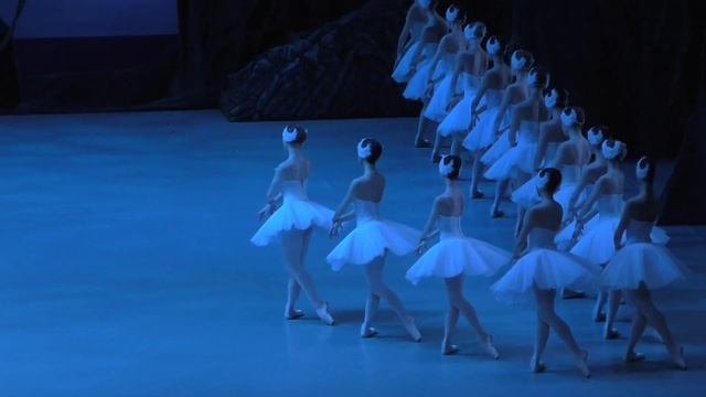 Приморская сцена Мариинского театра. Лебединое озеро. кода смотреть онлайн
