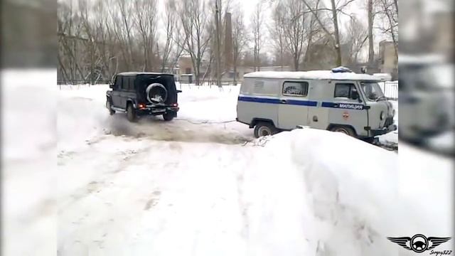 Помощь Полицейским в США смотреть онлайн