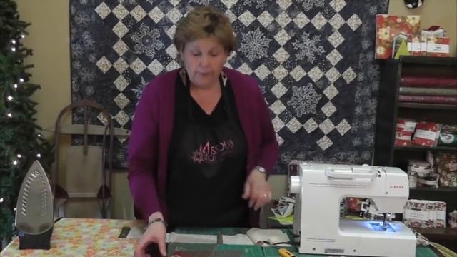 Make a Christmas Table Runner Using the Large Wedge Tool смотреть онлайн