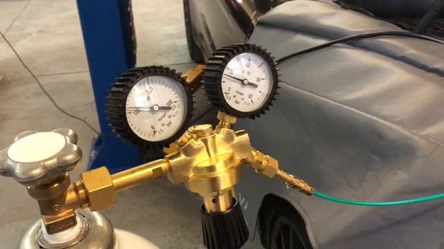 Porsche Panamera пълнене на въздушната система с nitrogen