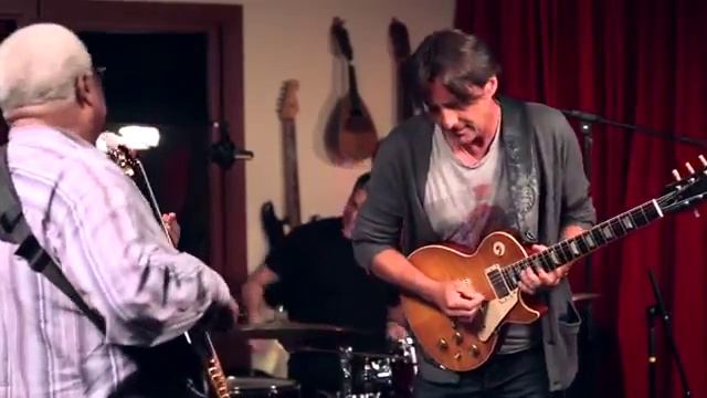 The Chicken (Otmaro Ruiz, Abraham Laboriel, Jimmy Branly, Allen Hinds) смотреть онлайн