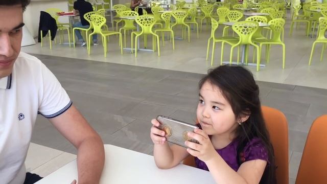 Почему такие щёки и когда твоей тете 30 и она до сих пор не замужем ☺️ замуж в 30 смотреть онлайн