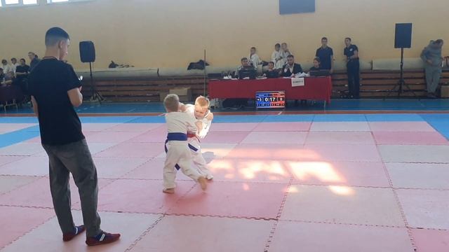 Борьба, первые шаги. Макс взял серебро? смотреть онлайн