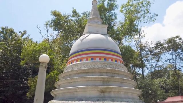 Ratnapura -Sri Maha Viharaya - Vidyananda Maha Pirivena Temple - Sri Lanka смотреть онлайн