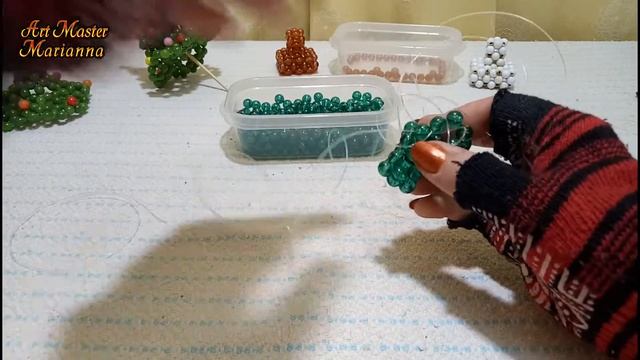 Новогодняя Ёлочка из бусин - мастер-класс - Часть 2 смотреть онлайн