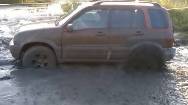 Покатушки Ниссан Патрол, Сузуки Джимни и Грнд Витара смотреть онлайн