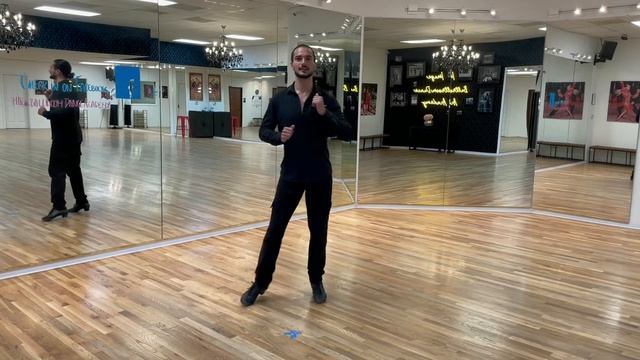 Silver Cha Cha: Cross Basic смотреть онлайн