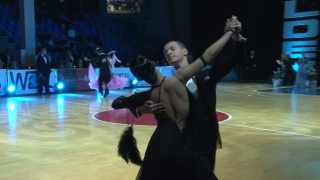 Aleksandr Ostrovskiy - Yuliya Igonina, Slow Fox смотреть онлайн