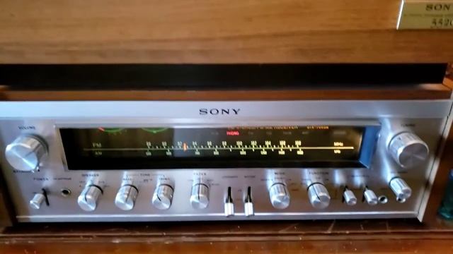 1974-75 Sony Component Stereo... SONY Model 7065A AM-FM Receiver and SONY Model 5520 turntable смотреть онлайн