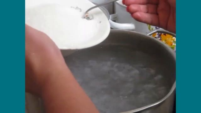 КРЫЖОВНИК с ВИШНЁВЫМ ЛИСТОМ.КОМПОТ.