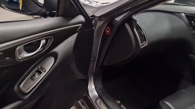 Infiniti Q50 2.2d Premium Tech Euro 5 (s/s) 4dr смотреть онлайн
