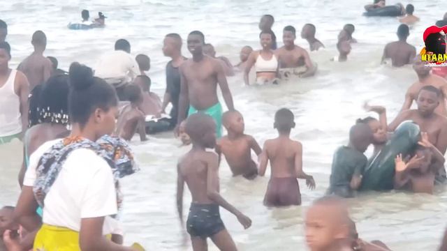 TAZAMA VITENDO VICHAFU VINAVYO FANYIKA BICHI COCO, MZAZI TAZAMA KWA MAKINI HUENDA MWANAO, YUPO UMU смотреть онлайн