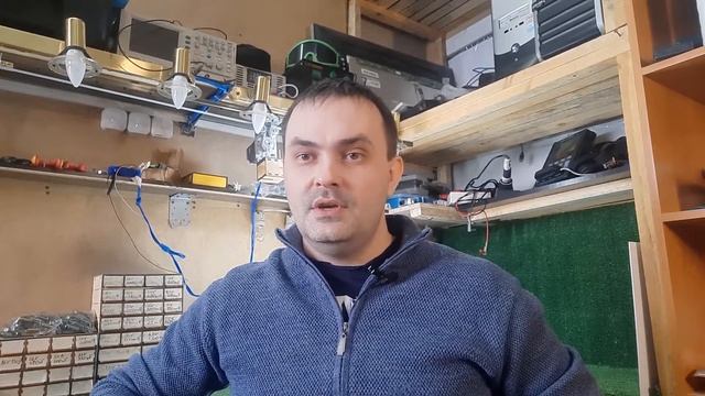Своры собак у дома!!! Что делать??? Выход есть! смотреть онлайн
