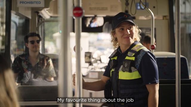 Life in the Bus Lane - Meet Jess, Customer Service Officer смотреть онлайн