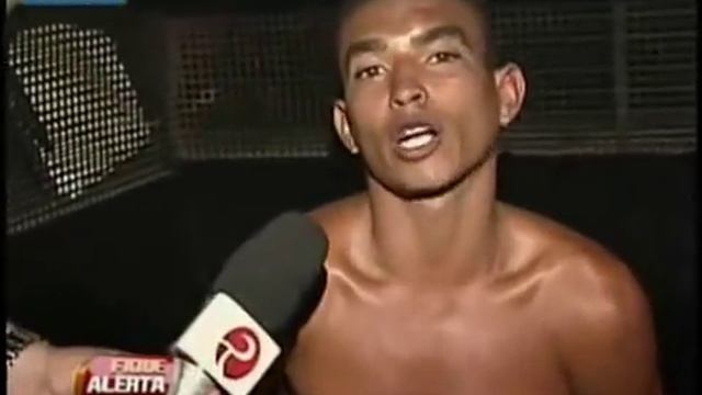 Vídeo Fique Alerta Um jovem foi preso após tentar agredir a mãe TUDO NA HORA O portal de not смотреть онлайн