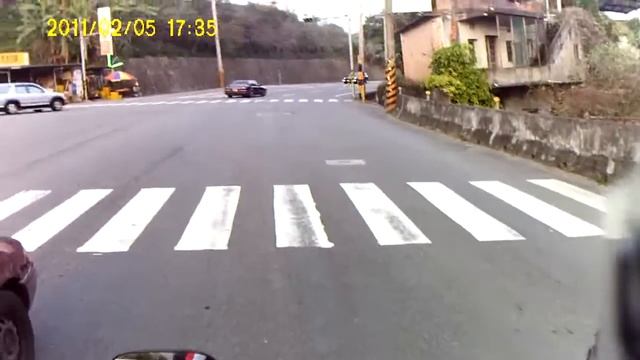 2011-02-05 Kawasaki Zzr 1200重機出遊影片-2