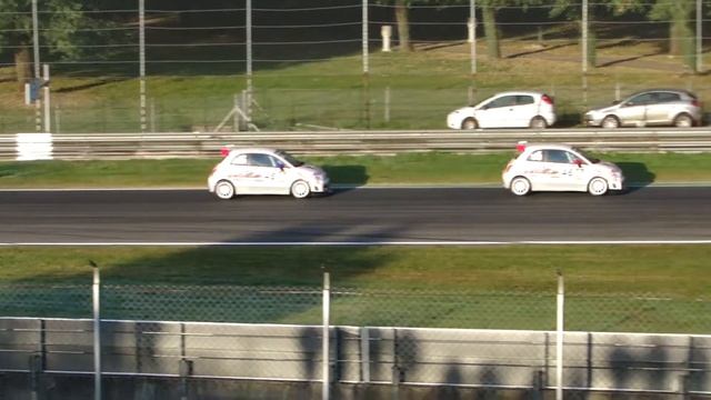 Trofeo Abarth 500 Selenia Italia - Monza 16 Ottobre 2011 - Gara 1 смотреть онлайн