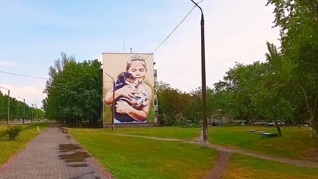 ✓Муралы Украины [Девочка с собачкой] Покров |Орджоникидзе| смотреть онлайн