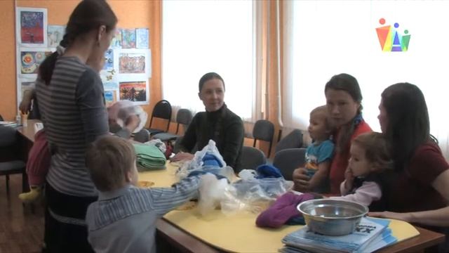 Молодые мамы организовали собственный клуб смотреть онлайн