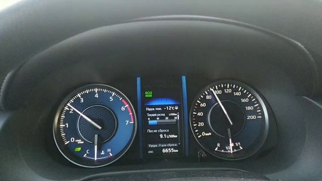 Расход 95-го по трассе зимой. Сравнение с 92-ым бензином. Toyota Fortuner BLACKBLACK смотреть онлайн