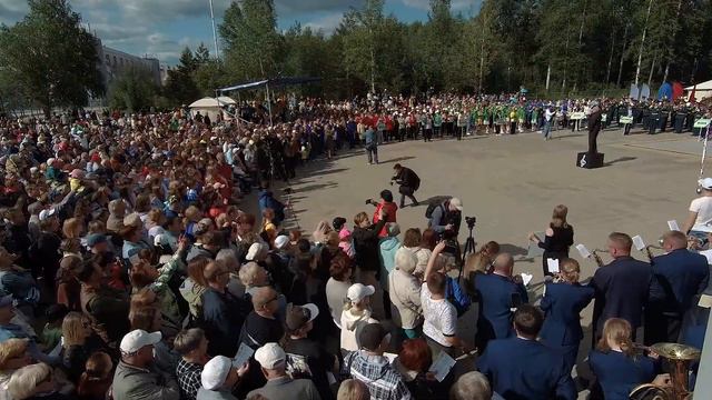 Рекорд по самому массовому исполнению песни „Надежда“ смотреть онлайн