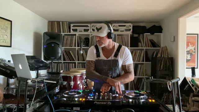 Live In The Jazzy Dugout - 9/19/2021 (Afro/Tribal House) смотреть онлайн