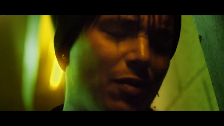 J. Balvin - Sigo Extrañándote _ 2017 Official Video смотреть онлайн