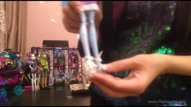 Распаковка Эбби Боминабл Скариж Школа Монстров. Abbey Bominable Scaris Monster high обзор на русско смотреть онлайн