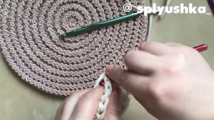 Салфетка круглая из шнура // Free crochet pattern ?