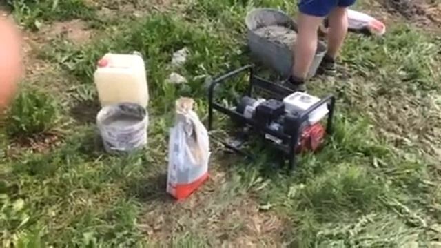 Как работает бензиновый генератор HAMER 3500S смотреть онлайн