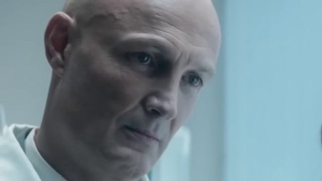 В Школе над Ним Издевались Из-За Его Зубов. Но Спустя Несколько Лет Он Удивил Всех! смотреть онлайн