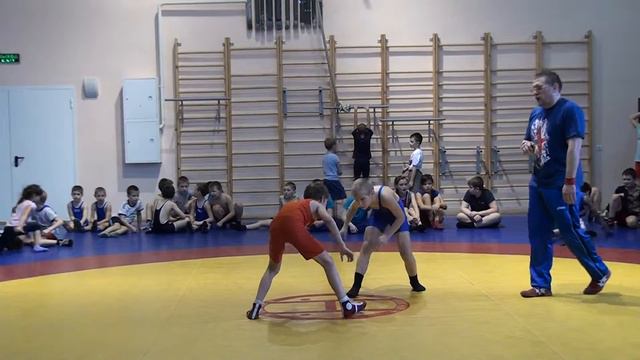 Борьба за выход в финал. Илья Исаков и Никита Полянских смотреть онлайн