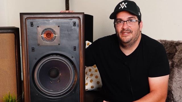 Vintage Speaker Repair and Restoration: Advent A3 Project смотреть онлайн