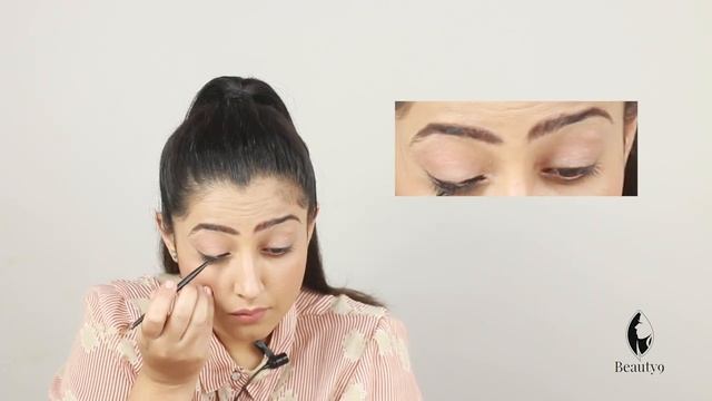 5 Minute Eye Makeup For Work / Office смотреть онлайн