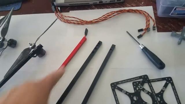 MiKroKopter retro Quadcopter build смотреть онлайн