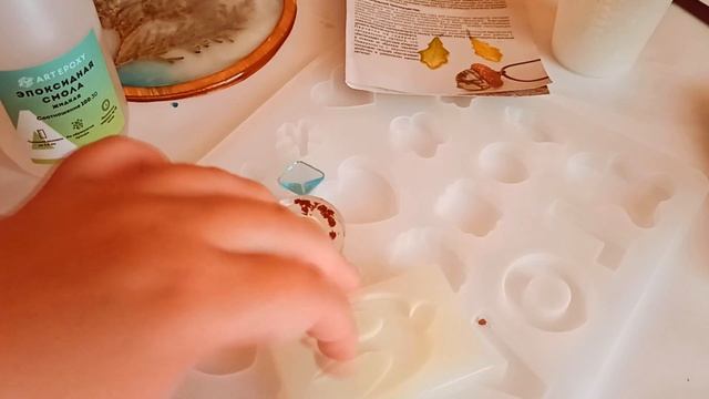 6 ПРИЧИН ПОЧЕМУ ЭПОКСИДКА НЕ ЗАСТЫВАЕТ И КАК ЭТОГО ИЗБЕЖАТЬ (РЕШИТЬ) смотреть онлайн