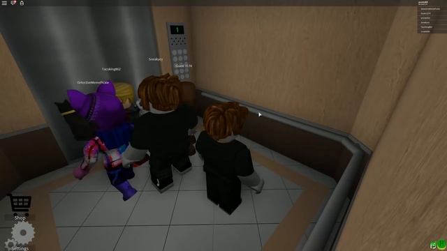 ОЧЕНЬ СТРАШНЫЙ ЛИФТ в ROBLOX / Нас поймали. Убегаем от призрака. Видео для детей от КИДА смотреть онлайн