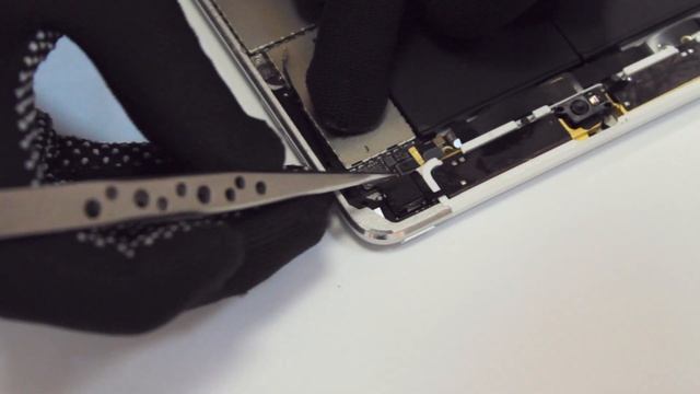 iPad mini 3: Не работают кнопки громкости смотреть онлайн